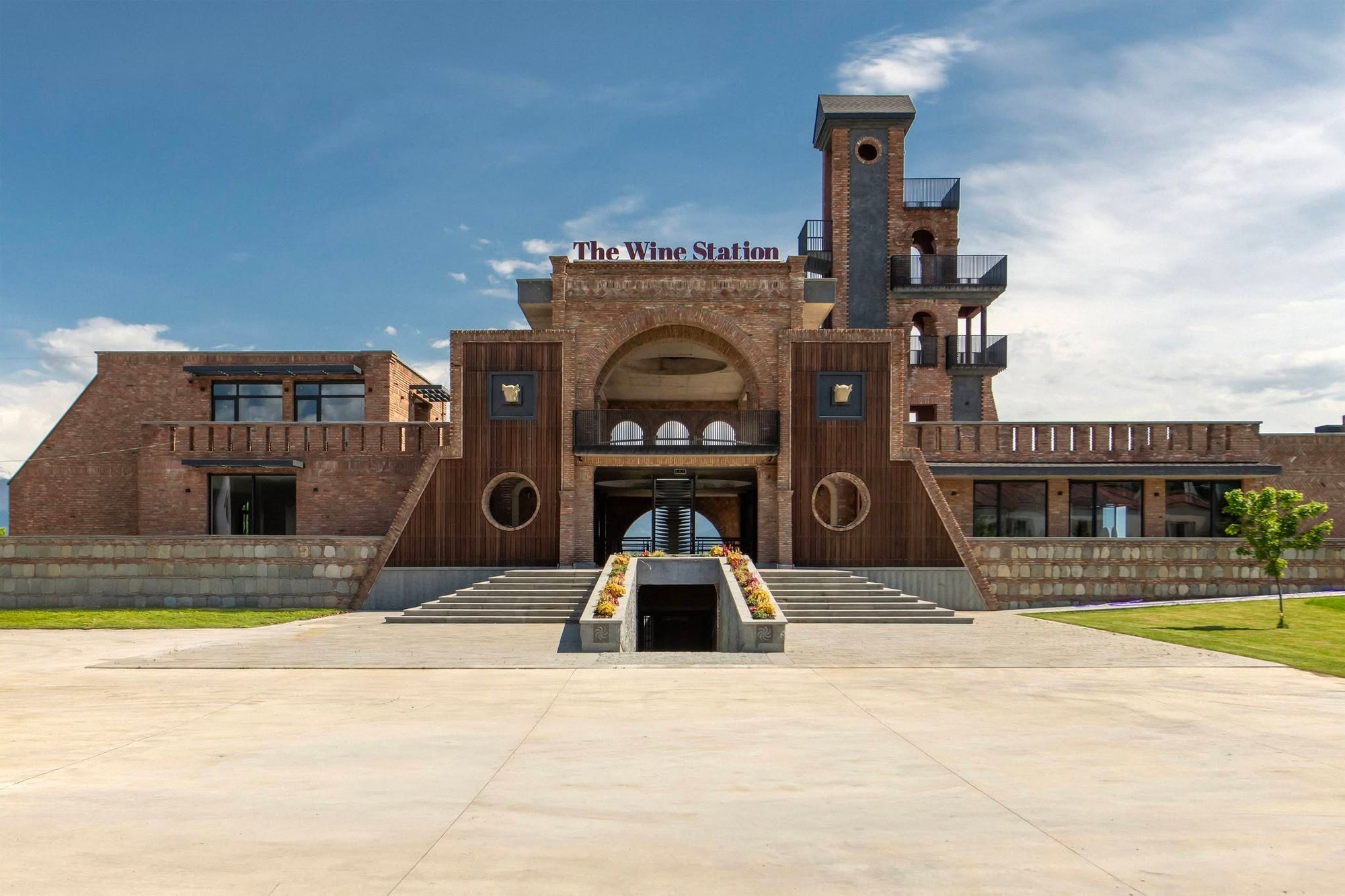 WINERY - A Collaboration with Corporation Georgian Wine